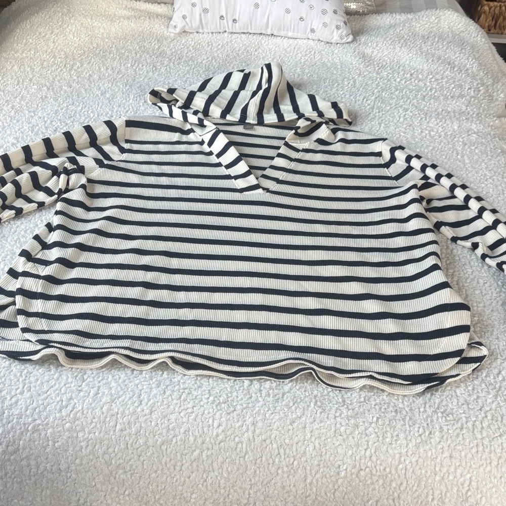 Style and Co lightweight pullover with hoodie.